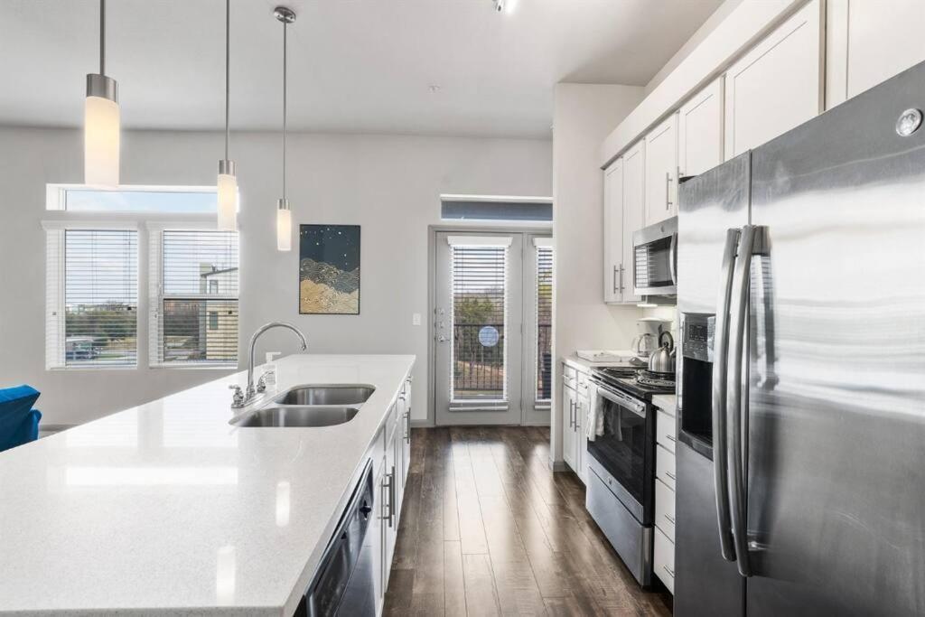 Апартаменты Modern Austin 2Br 2B Unit With Pool, Parking & Wifi Экстерьер фото