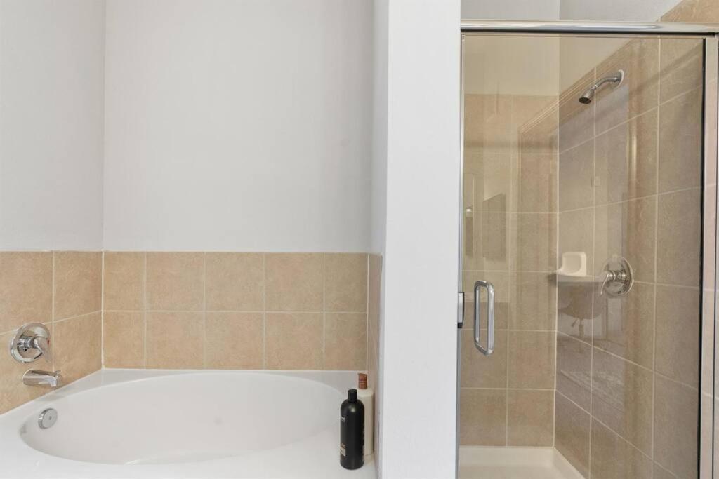 Апартаменты Modern Austin 2Br 2B Unit With Pool, Parking & Wifi Экстерьер фото